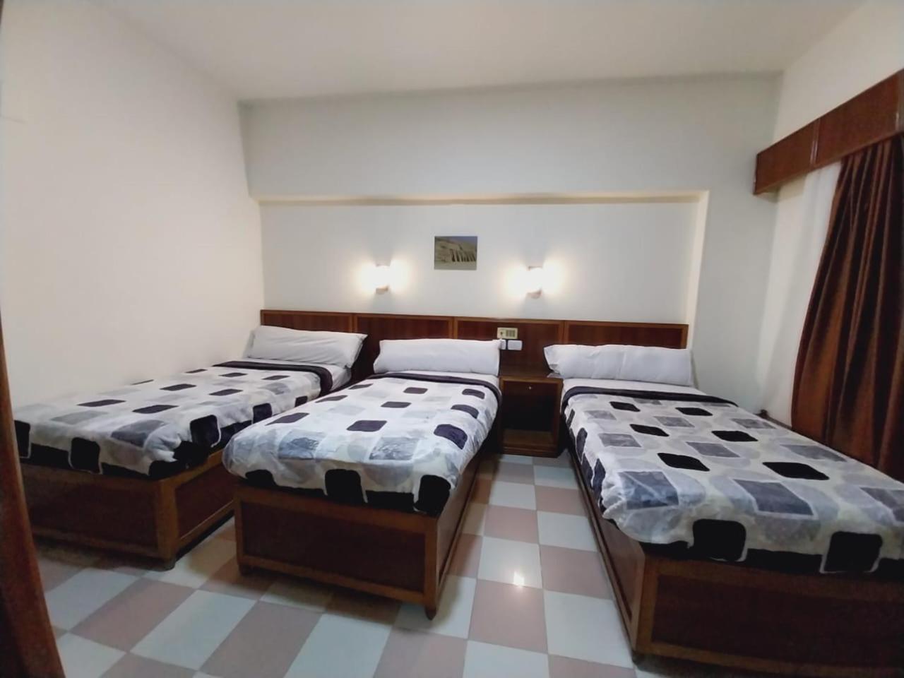 Merry Land Hotel & Roof Top Nile Restaurant Luxor Ngoại thất bức ảnh
