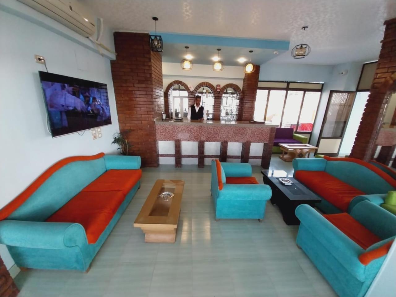 Merry Land Hotel & Roof Top Nile Restaurant Luxor Ngoại thất bức ảnh