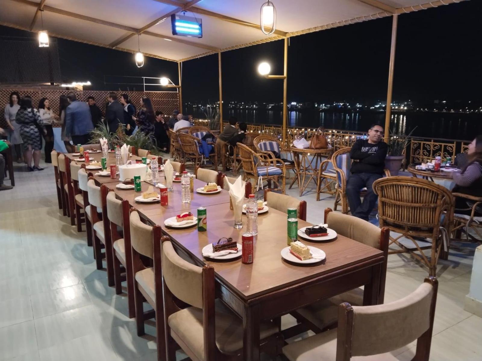 Merry Land Hotel & Roof Top Nile Restaurant Luxor Ngoại thất bức ảnh